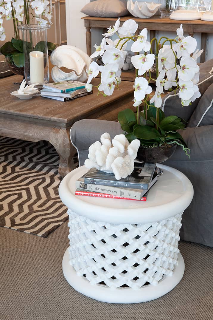 Bamileke stools in white| Coffee tables for interior and outdoor decor| Living room furnitures| Home decor side tables| Bird nest| African