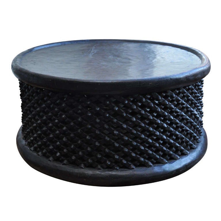Bamileke stools in black| Coffee tables for interior and outdoor decor| Living room furnitures| Home decor| Side tables| African furniture